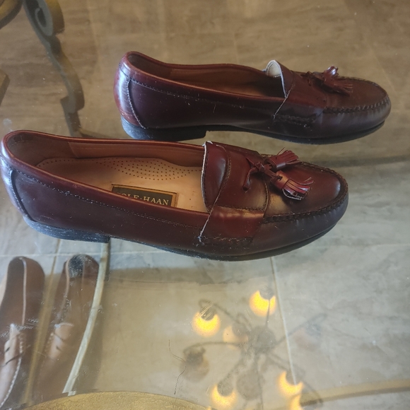 Shoes - Picture 3 of 5